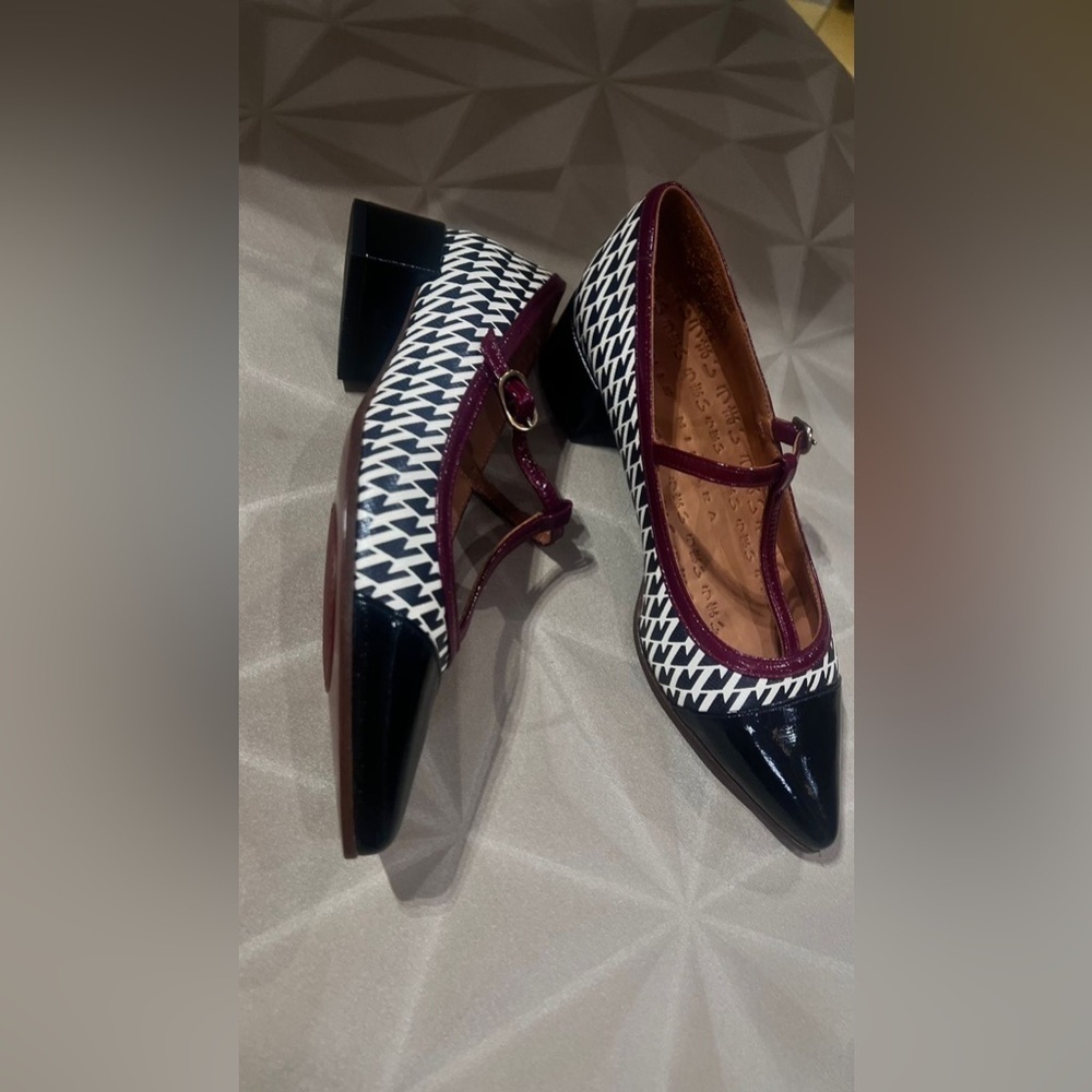 Chie Mihara T-Strap Block Heel Pumps NWT EU 36 Made in Spain Navy geometric - Picture 4 of 9